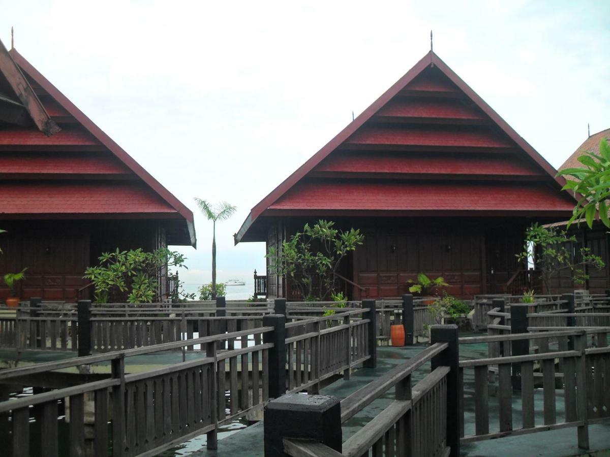 Hotel Pantai Gapura 马卡萨 外观 照片