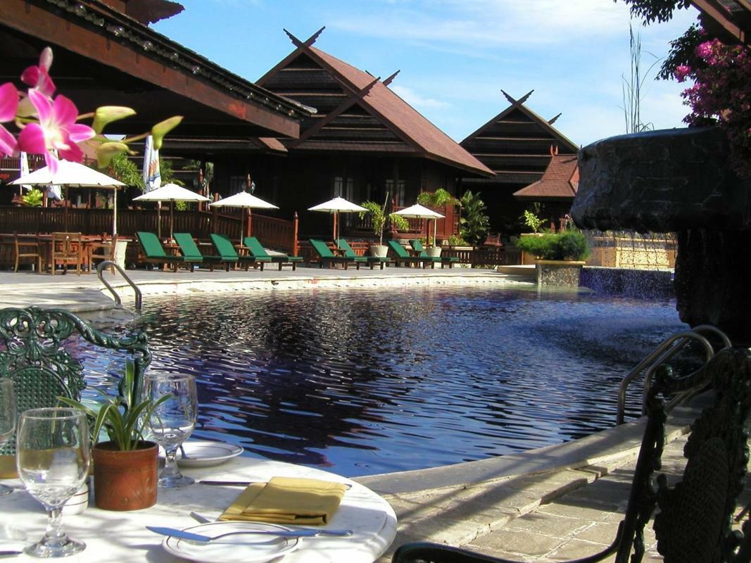 Hotel Pantai Gapura 马卡萨 外观 照片