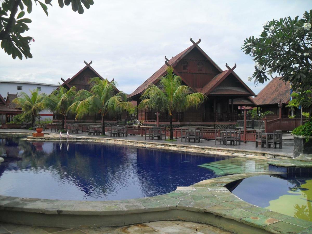 Hotel Pantai Gapura 马卡萨 外观 照片